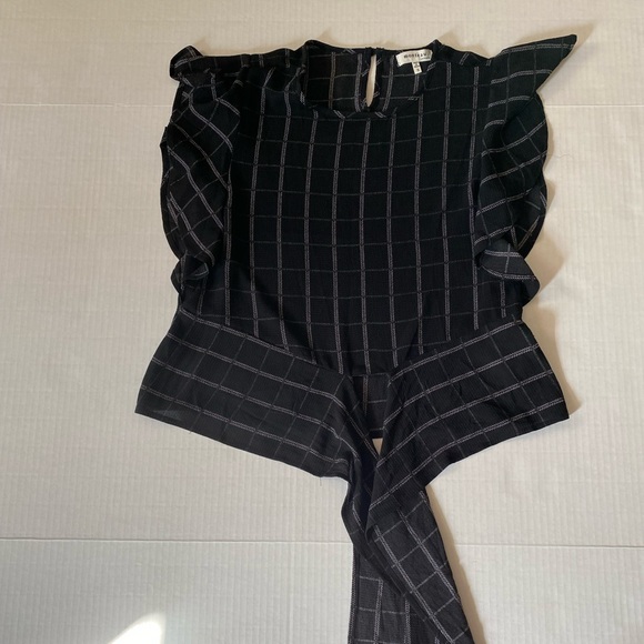 Tie-front patterned top - Picture 2 of 3